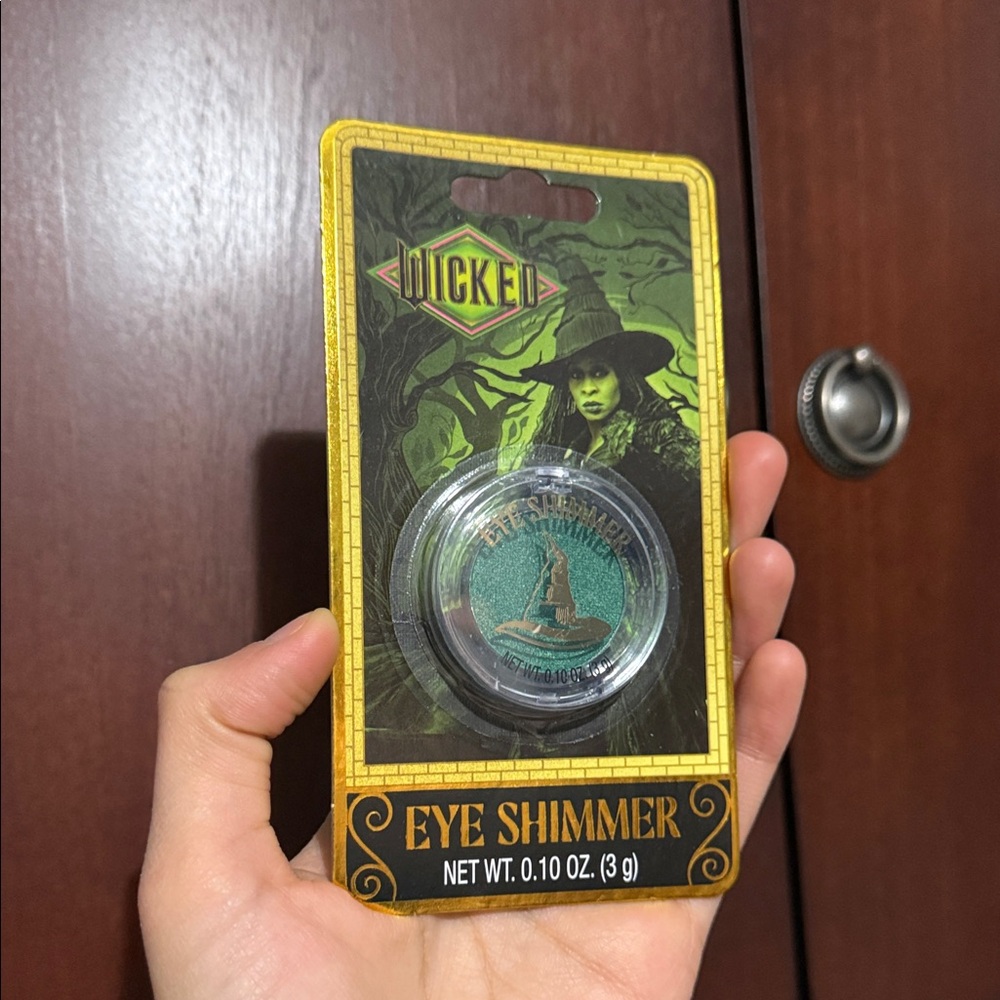 Wicked Eye Shimmer in Green Elphaba